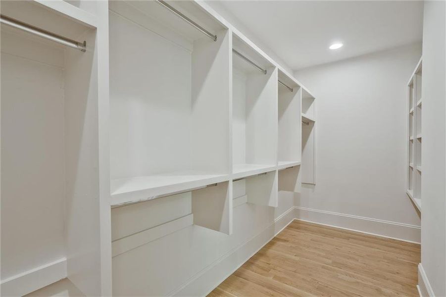 Spacious, unfurnished interior of a new home in Pendergrast Farm, Atlanta (Image 52).