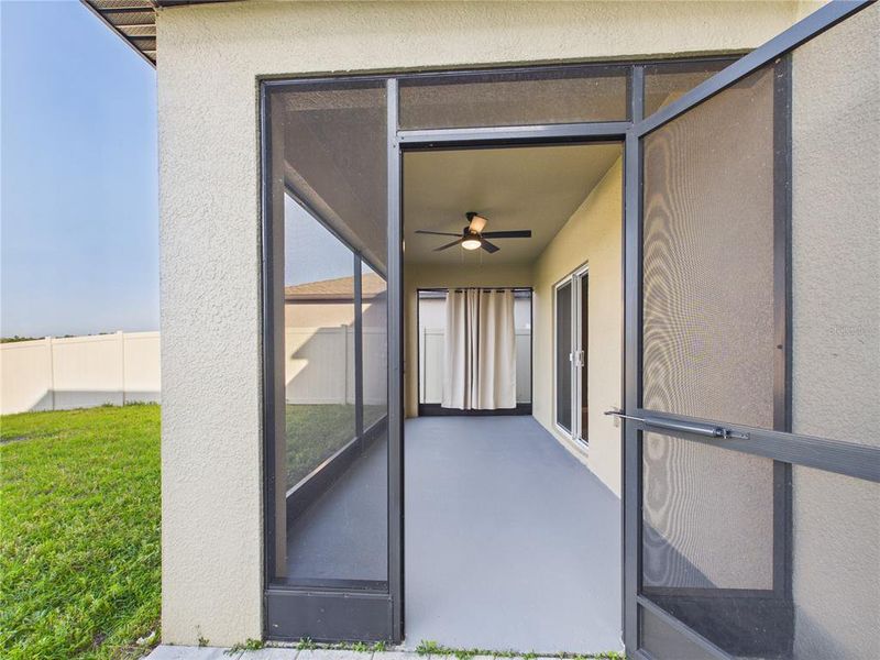 Exterior details and patio area of a home in Two Rivers, Zephyrhills (Image 25).