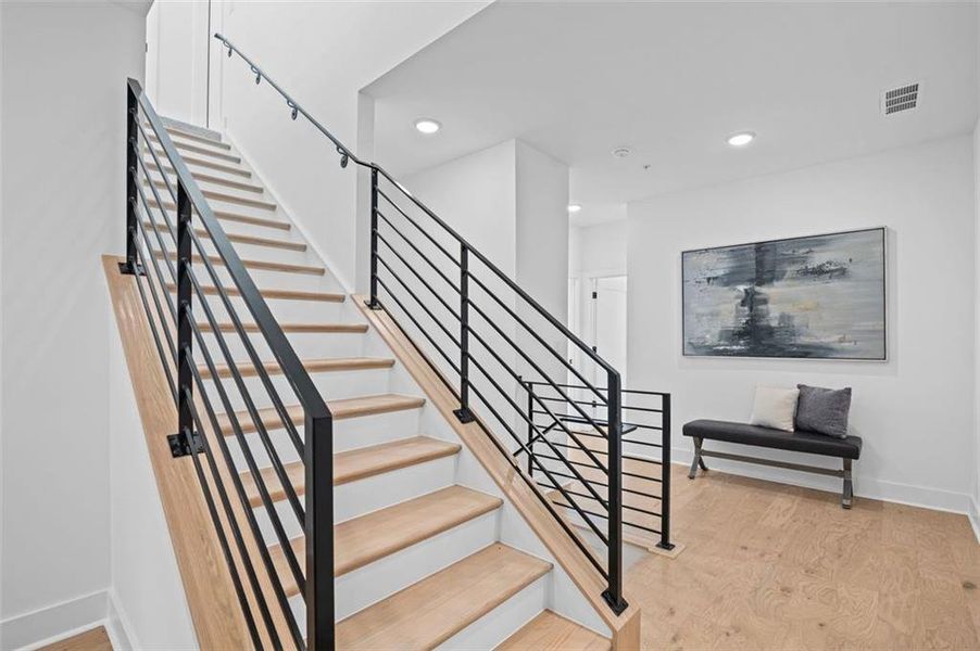 Spacious, unfurnished interior of a new home in , Alpharetta (Image 18).