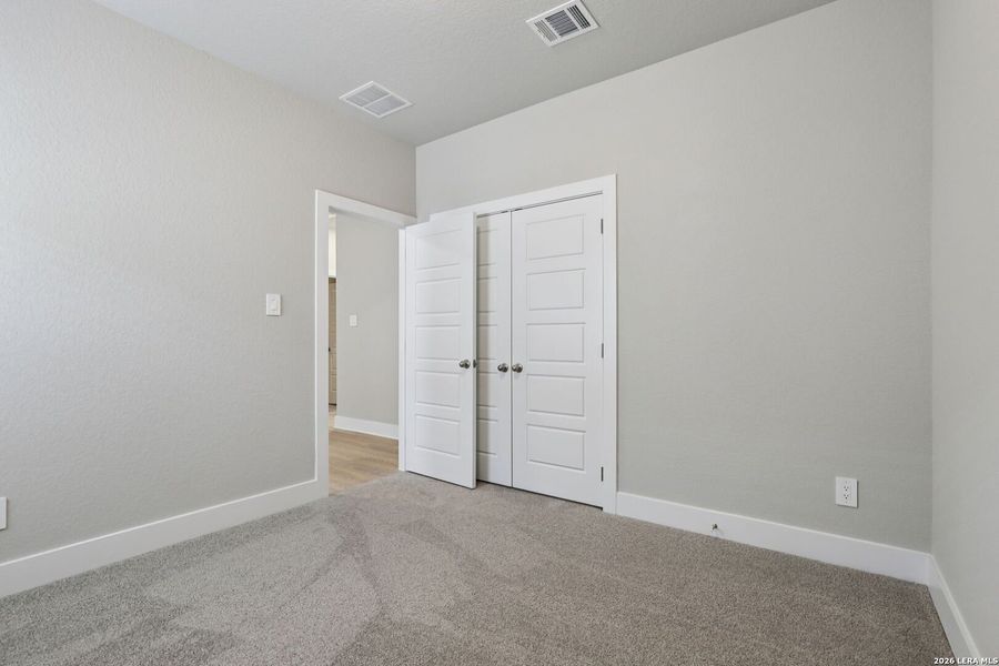 Spacious, unfurnished interior of a new home in Lark Canyon, New Braunfels (Image 41). Spacious, unfurnished interior of a new home in Lark Canyon, New Braunfels (Image 41).