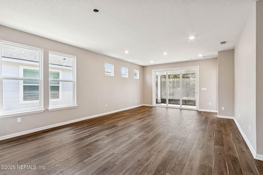 Spacious, unfurnished interior of a new home in Del Webb Wildlight, Wildlight (Image 27).