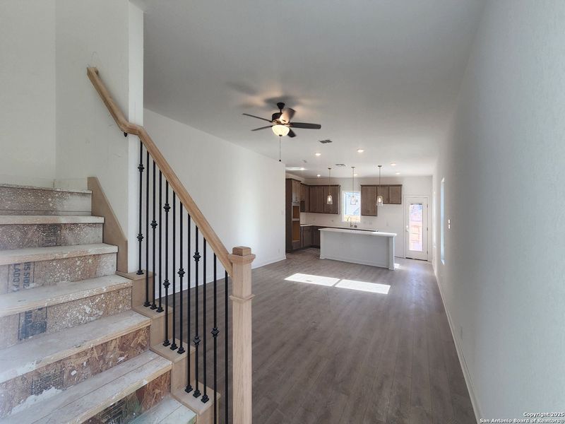 Spacious, unfurnished interior of a new home in Arcadia Ridge, San Antonio (Image 14). Spacious, unfurnished interior of a new home in Arcadia Ridge, San Antonio (Image 14).