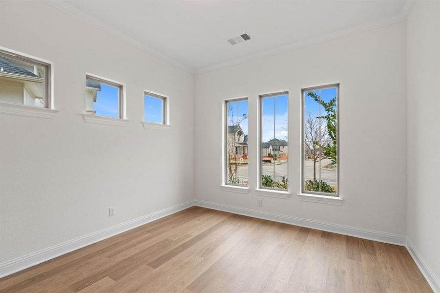 DAL_Painted Tree_Easton_3204 Vermilion Street (3) DAL_Painted Tree_Easton_3204 Vermilion Street (3)