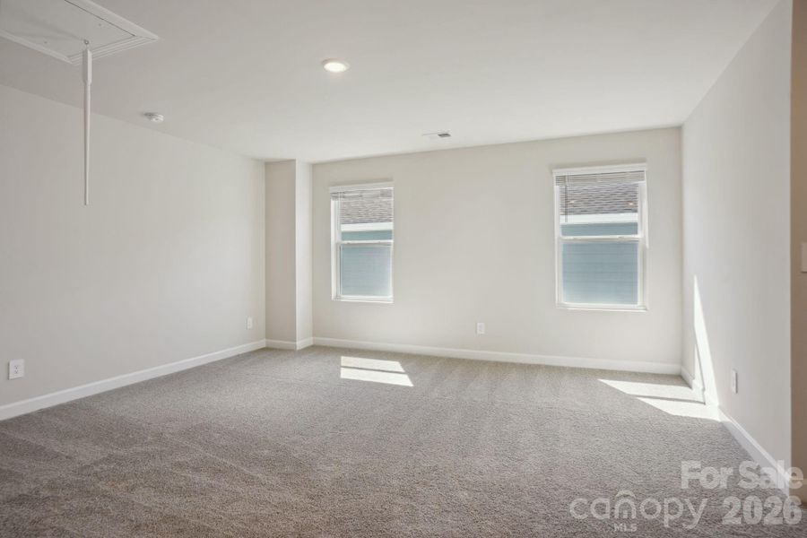 Photo is not of the actual home, but is an inspirational photo of builder’s model home and may depict options, furnishings, and/or decorator features that are not included Photo is not of the actual home, but is an inspirational photo of builder’s model home and may depict options, furnishings, and/or decorator features that are not included