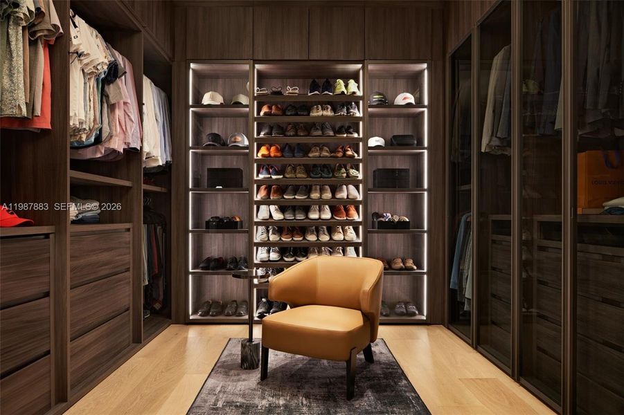 Community amenities in , Pinecrest (Image 40).