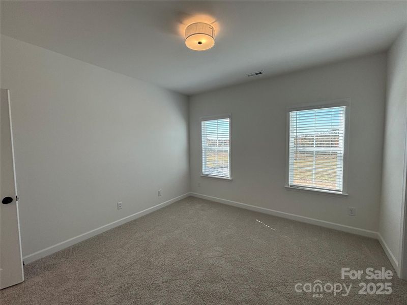 Spacious, unfurnished interior of a new home in Brighton Park, Mount Pleasant (Image 20).