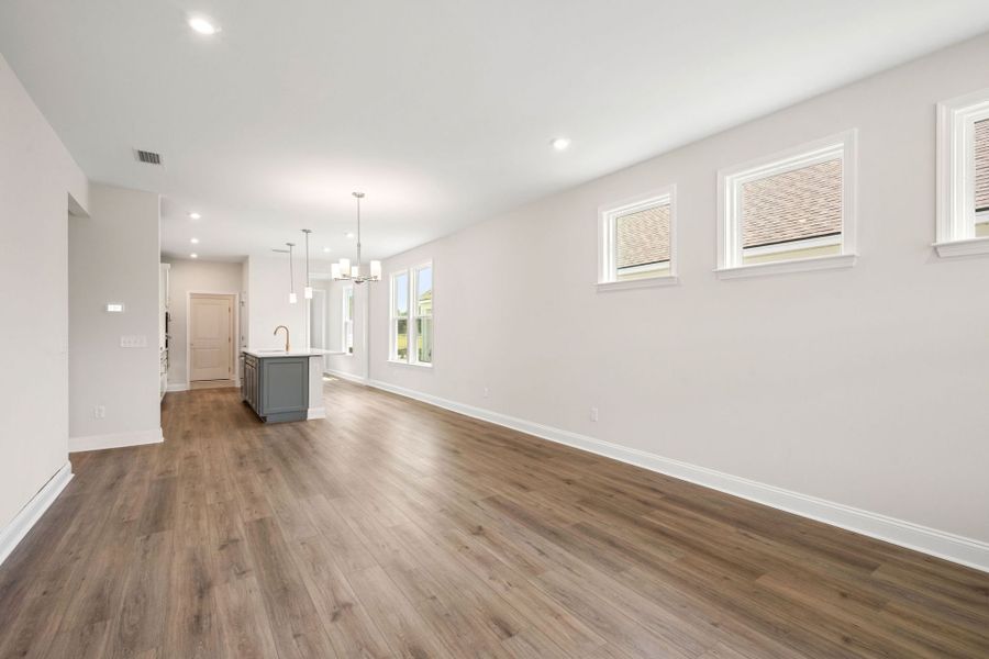 Spacious, unfurnished interior of a new home in Del Webb Savannah at Heartwood, Richmond Hill (Image 30). Spacious, unfurnished interior of a new home in Del Webb Savannah at Heartwood, Richmond Hill (Image 30).