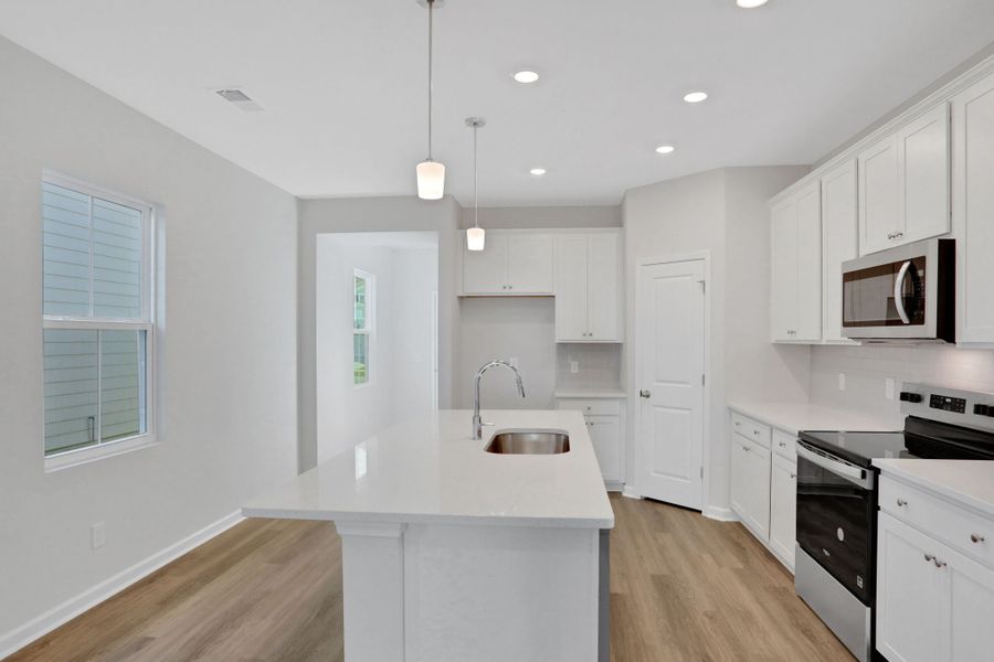 3br New Home in Hardeeville, SC.  - Slide 5