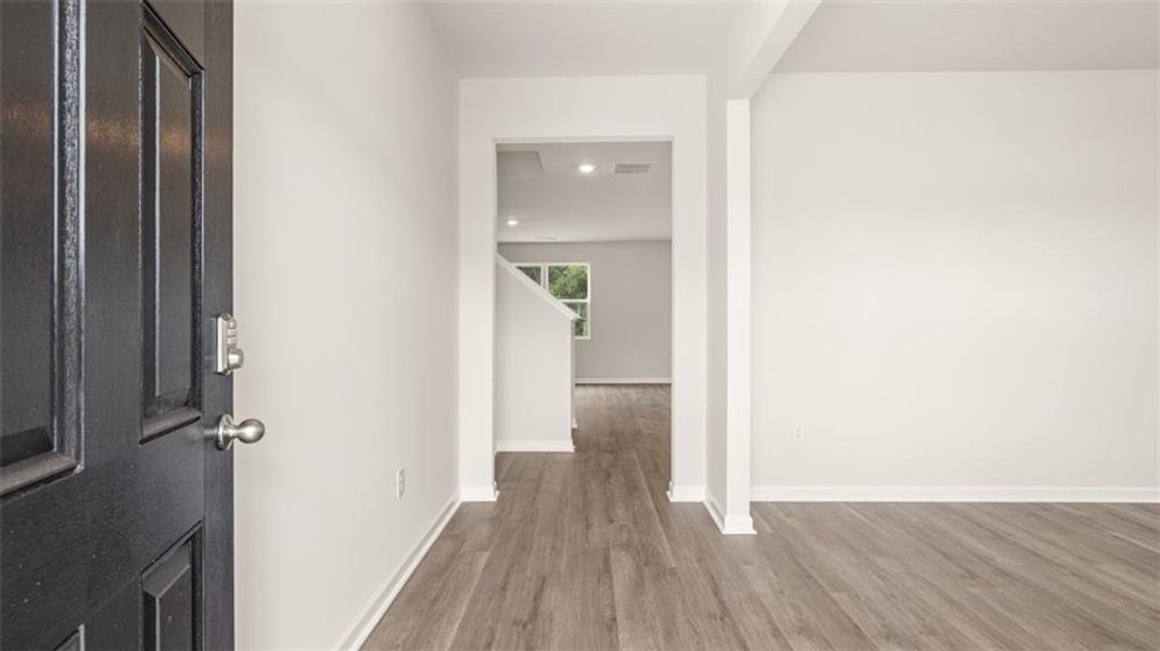 Spacious, unfurnished interior of a new home in Twin Lakes, Hoschton (Image 12).