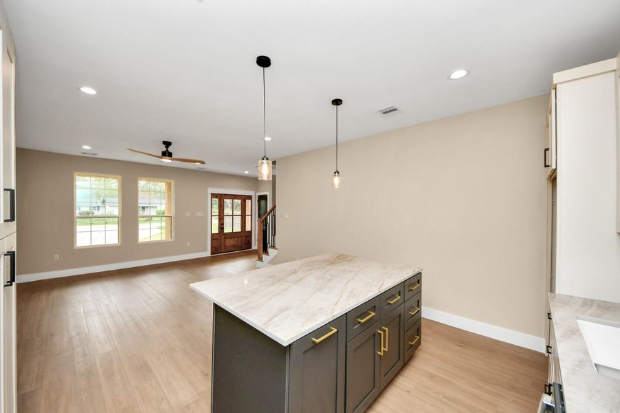 Image 34 of a home in .