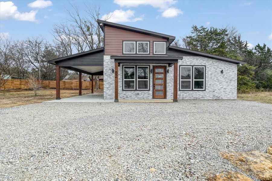 Exterior details and patio area of a home in , Gordonville (Image 24). Exterior details and patio area of a home in , Gordonville (Image 24).