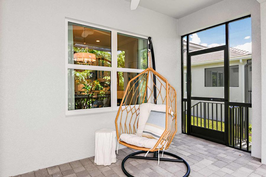 Exterior details and patio area of a home in Windward, Lakewood Ranch (Image 4).