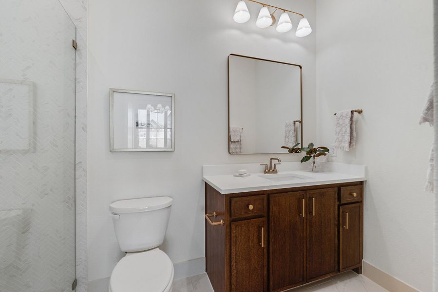 Representative furnished interior of a home built from the Lakeside - SH 5434 by Shaddock Homes in Furst Ranch, Argyle (Image 46).