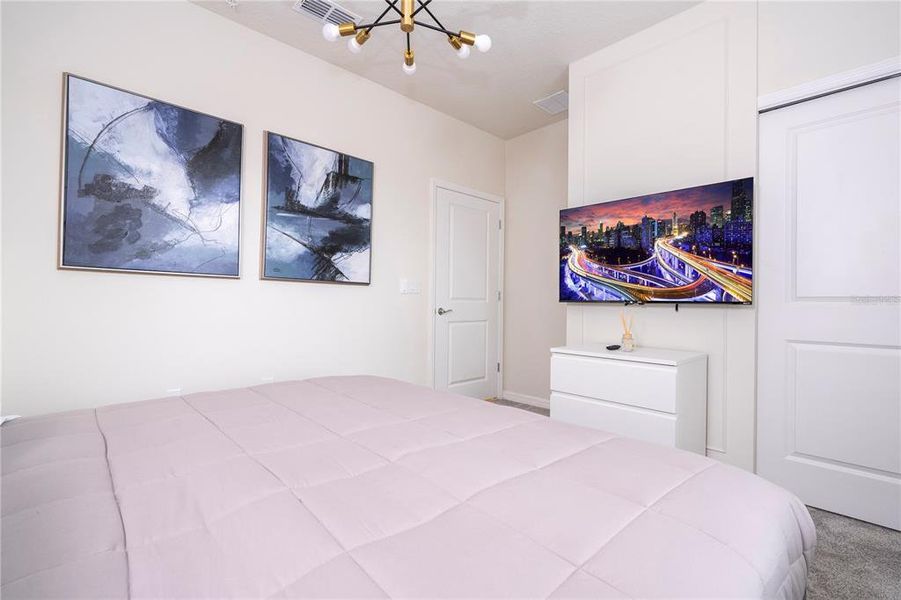 Furnished interior view inside a new home in Windsor Cay Resort, Clermont (Image 51).