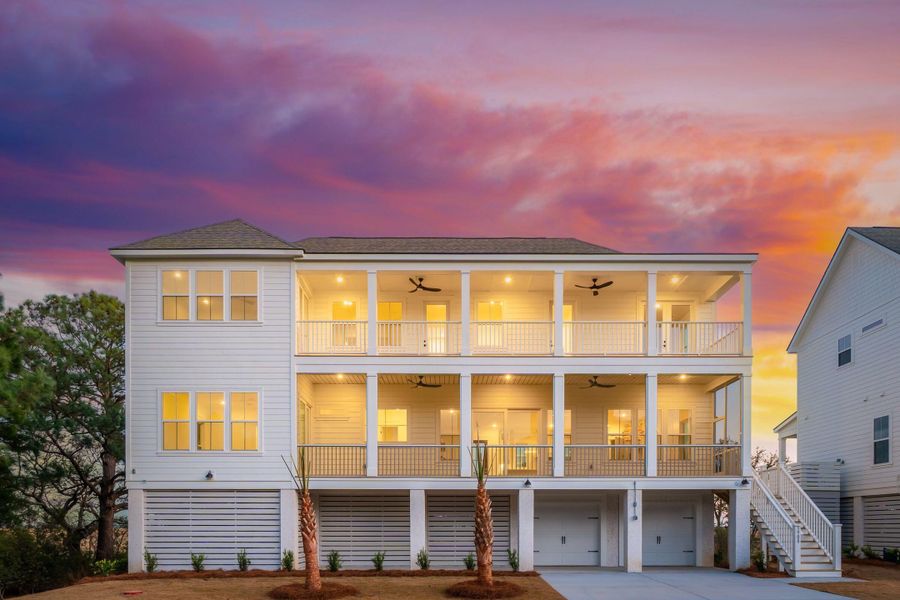 Condo located in Awendaw, SC showcasing its design and architecture (Image 6).