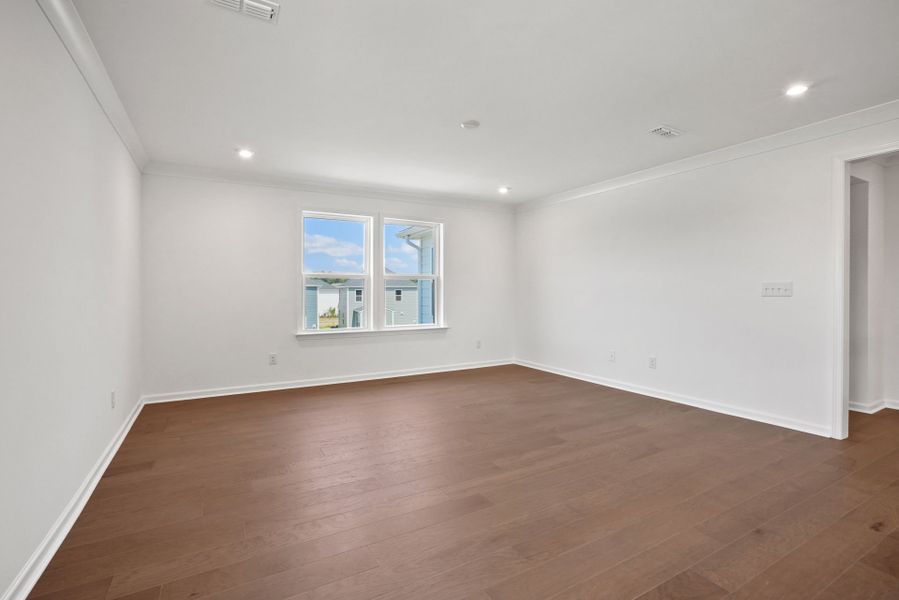Representative unfurnished interior of a home built from the Tartan by Pulte Homes in Parkside Crossing, Charlotte (Image 17).