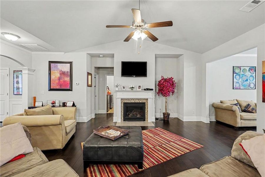 Furnished interior view inside a new home in , Atlanta (Image 12).