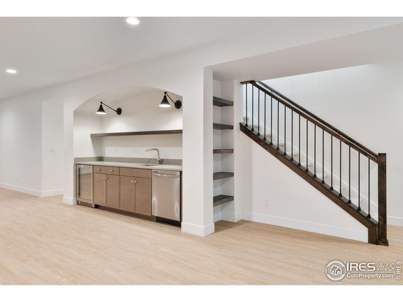 Spacious, unfurnished interior of a new home in , Windsor (Image 15).