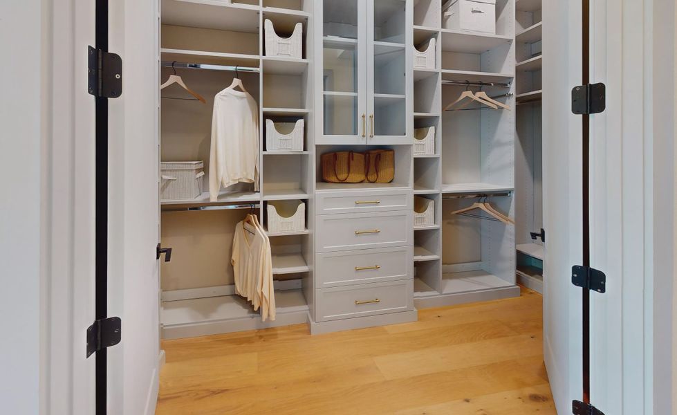 Furnished interior view inside a new home in Palmera, Venice (Image 19).