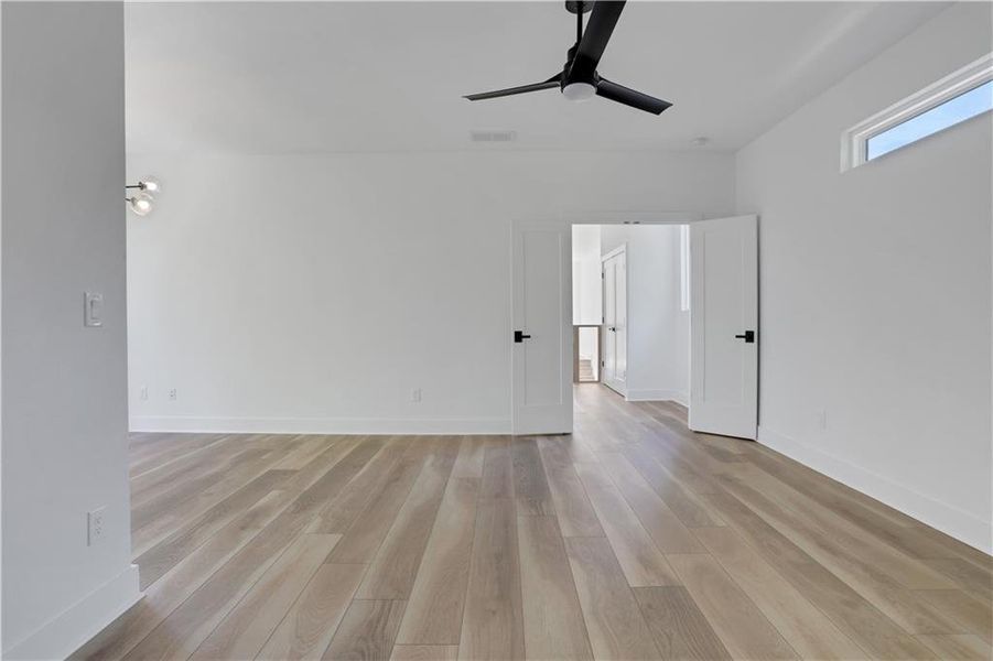 Spacious, unfurnished interior of a new home in , Scottdale (Image 82).