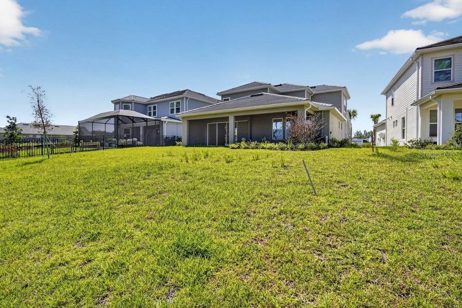 Exterior details and patio area of a home in Hammock at Two Rivers, Zephyrhills (Image 3).