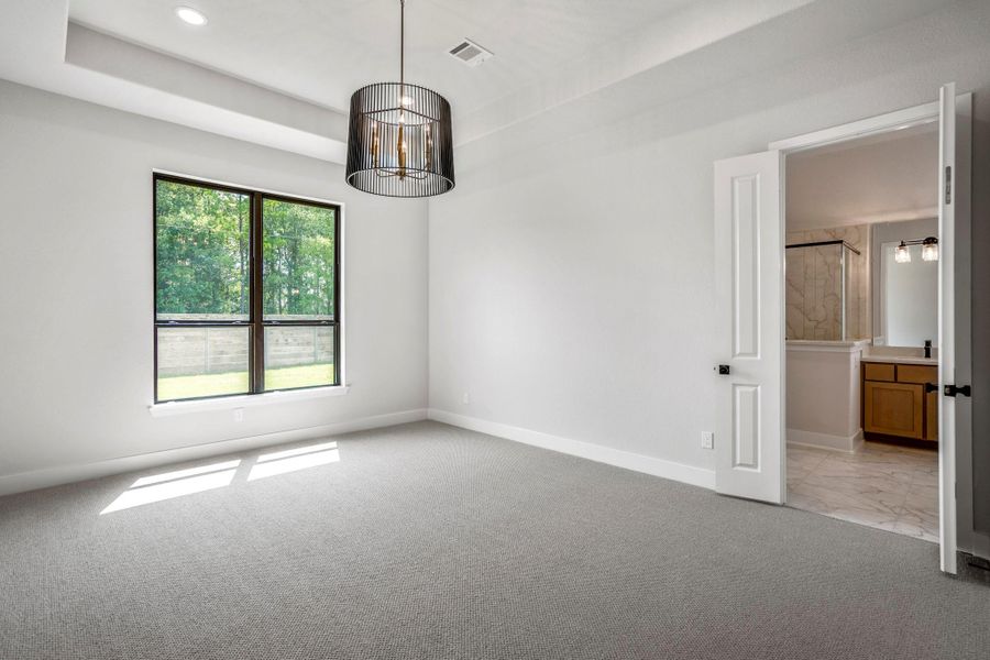 Spacious, unfurnished interior of a new home in ARTAVIA, Conroe (Image 21).