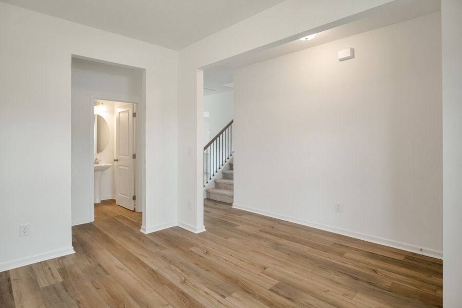 *This is a marketing photo. Colors/options may be different.*