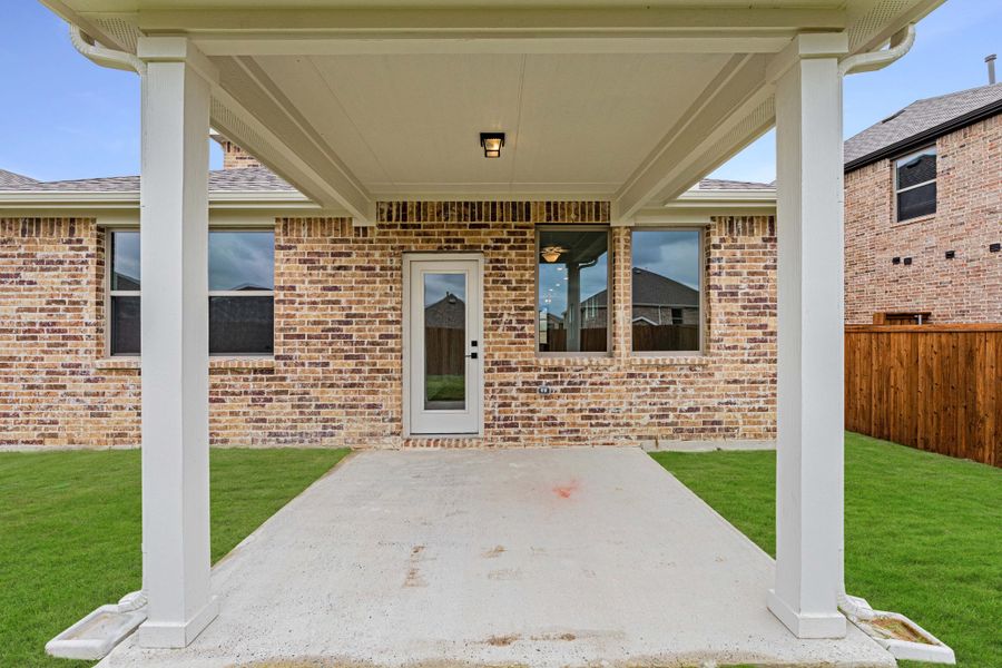 Blanton Home Plan by Ashton Woods