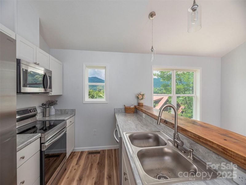 Furnished interior view inside a new home in , Waynesville (Image 5). Furnished interior view inside a new home in , Waynesville (Image 5).