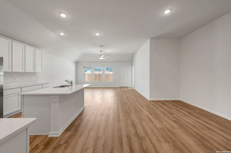 Spacious, unfurnished interior of a new home in Greenspoint Heights, Seguin (Image 42).