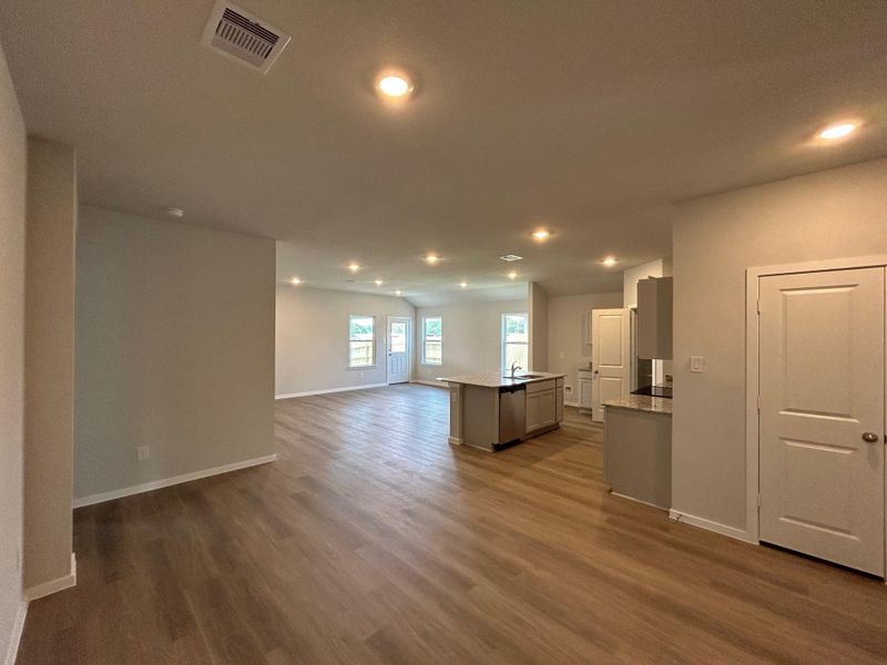 Spacious, unfurnished interior of a new home in Cornerstone, Rockdale (Image 5). Spacious, unfurnished interior of a new home in Cornerstone, Rockdale (Image 5).