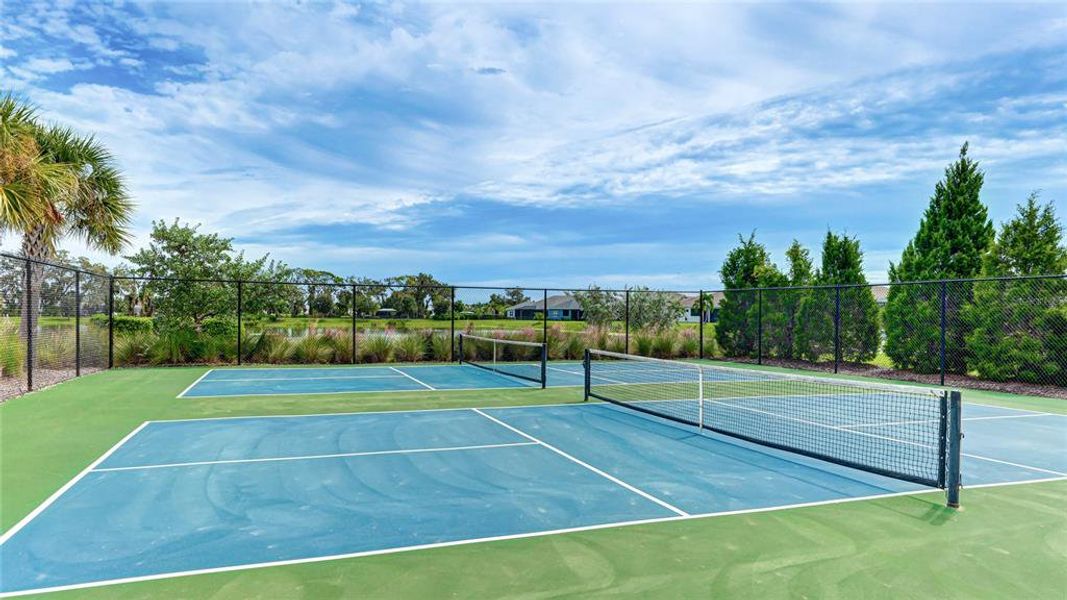 Community amenities in , Parrish (Image 41).