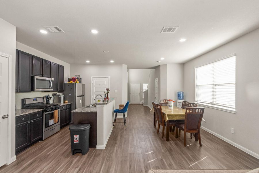 Furnished interior view inside a new home in , Conroe (Image 7). Furnished interior view inside a new home in , Conroe (Image 7).