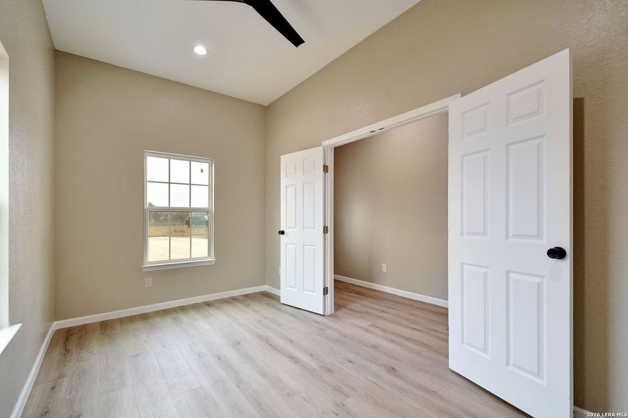 Spacious, unfurnished interior of a new home in , Moore (Image 18).