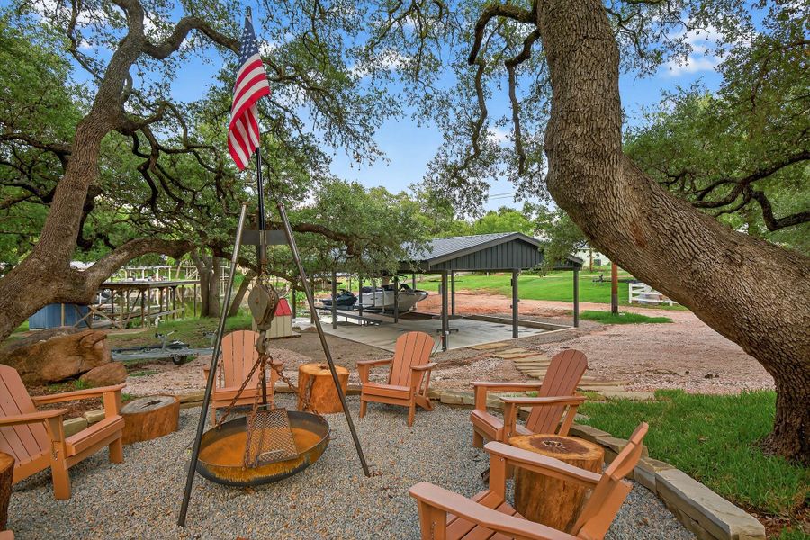 Community amenities in , Kingsland (Image 29).