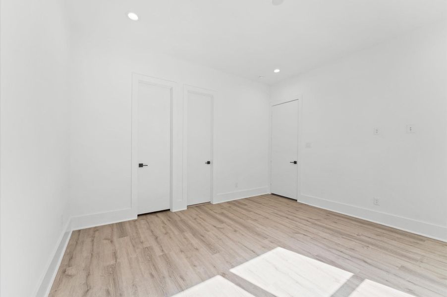 Image 25 of a home in .