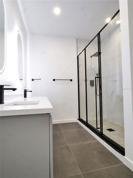 Image 47 of a home in .