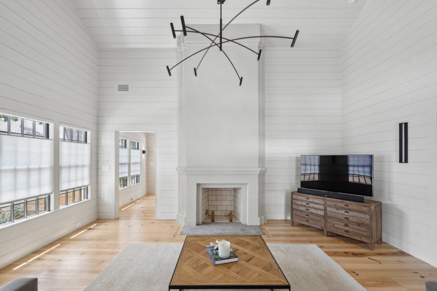 Image 77 of a home in .