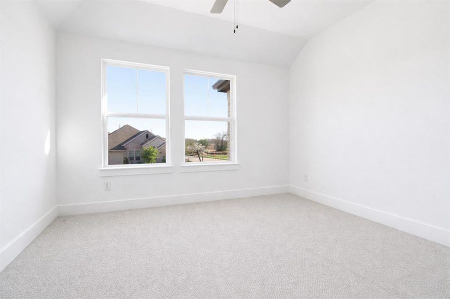 Spacious, unfurnished interior of a new home in , Hickory Creek (Image 20).