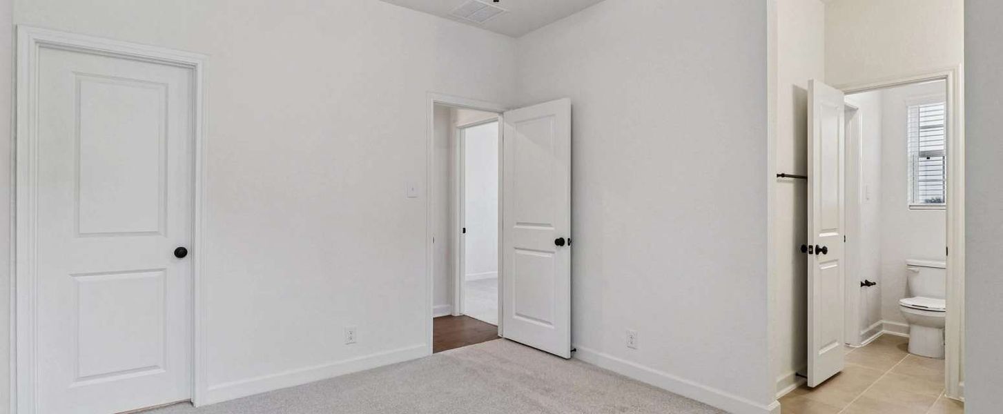 Representative unfurnished interior of a home built from the San Saba by Ashton Woods in The Heritage at Saddlebrook Ranch 70's, Schertz (Image 28). Representative unfurnished interior of a home built from the San Saba by Ashton Woods in The Heritage at Saddlebrook Ranch 70's, Schertz (Image 28).
