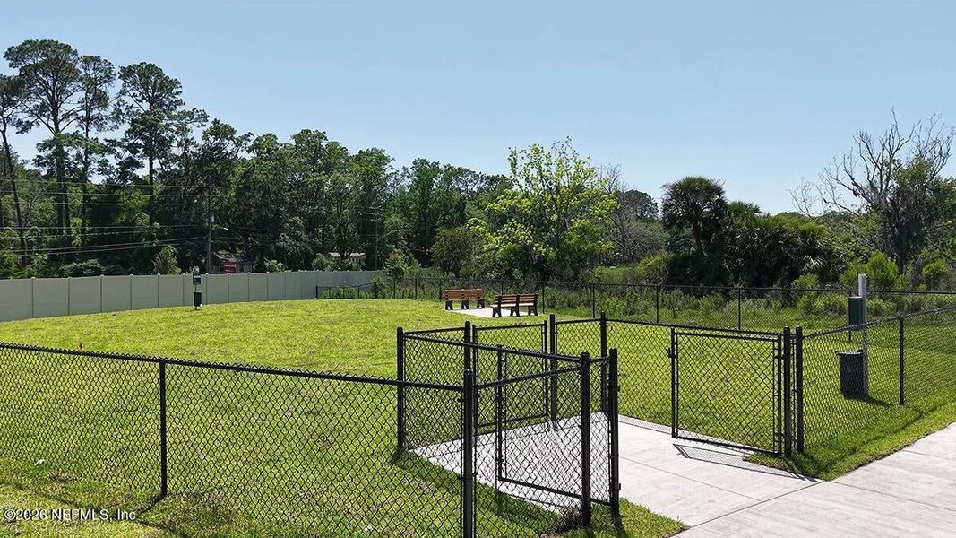 Community amenities in Coopers Meadow, Jacksonville (Image 22).