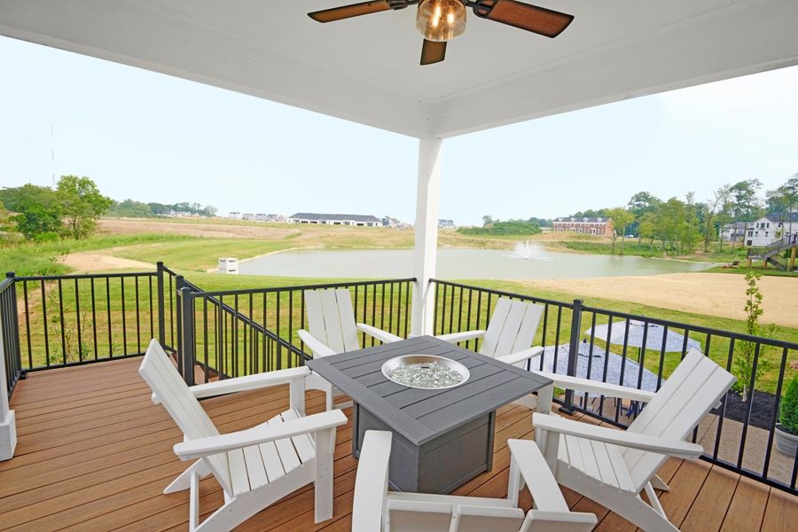 Representative exterior details of a home built from the Clay by Fischer Homes in Veranda Manor, Canton (Image 25).