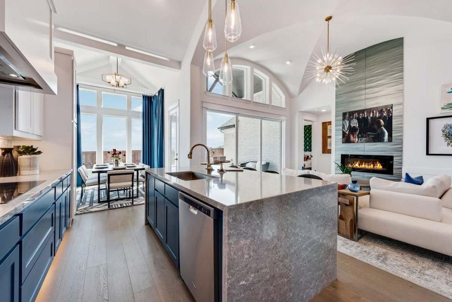 Representative furnished interior of a home built from the Grand Whitehall II by Grand Homes in Grand Oaks, Celina (Image 9).