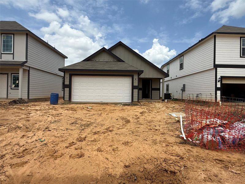 Image 15 of a home in Cliffstone Hills.