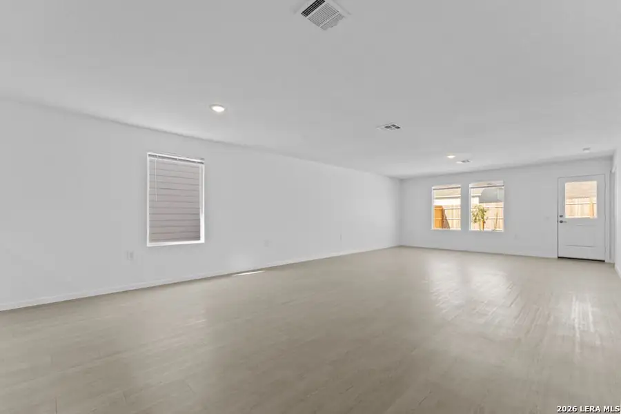 Spacious, unfurnished interior of a new home in Smiley Ranch, San Antonio (Image 22). Spacious, unfurnished interior of a new home in Smiley Ranch, San Antonio (Image 22).