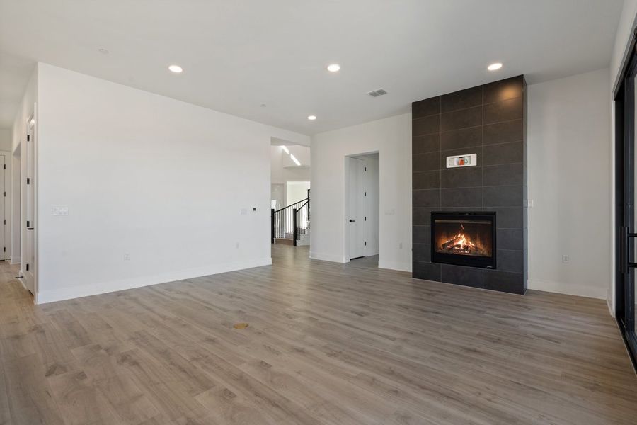 027_lb100646_716 027_lb100646_716