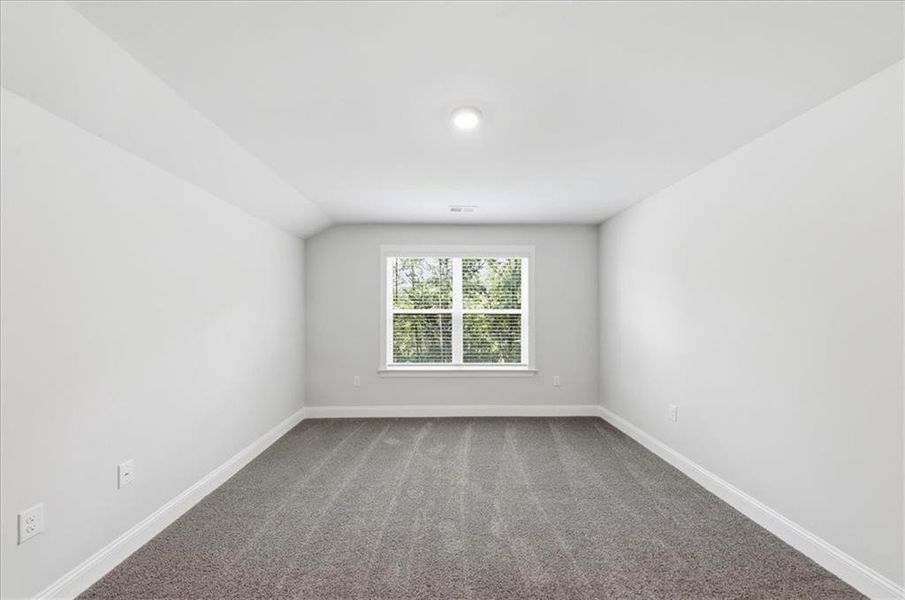 Spacious, unfurnished interior of a new home in Tuscany Hills, Douglasville (Image 39). Spacious, unfurnished interior of a new home in Tuscany Hills, Douglasville (Image 39).