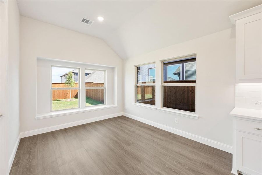 Spacious, unfurnished interior of a new home in Creekview Meadows, Pilot Point (Image 33).