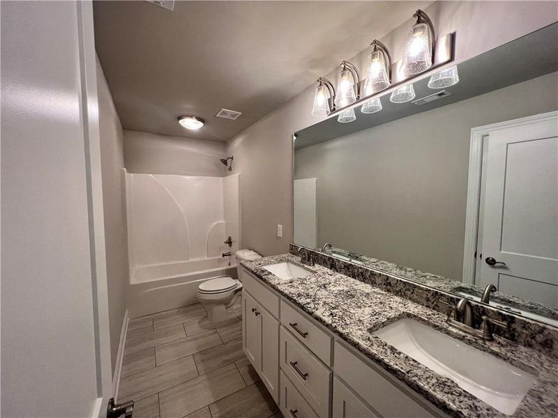 Furnished interior view inside a new home in , Jefferson (Image 7).