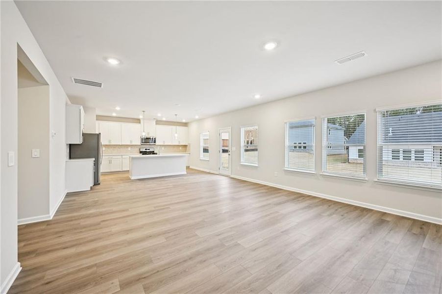 Spacious, unfurnished interior of a new home in Parkside at Grayson, Grayson (Image 30).